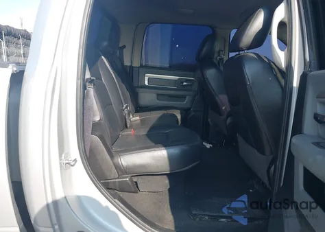 2013 Ram 1500 Big Horn z USA, uszkodzony, nr VIN 1C6RR7LT8DS525854